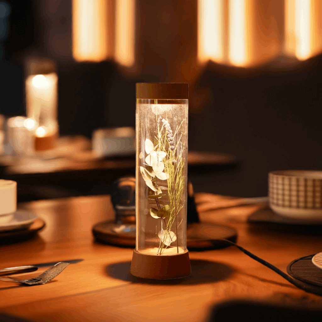 Lámpara de mesa recargable EOS, iluminación LED sostenible